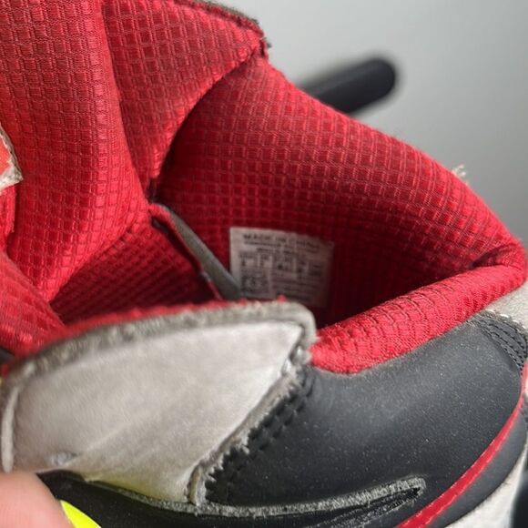 Men’s Reebok Size 8 Black Red Shaq Sneakers Basketball Shoes - Picture 5 of 6